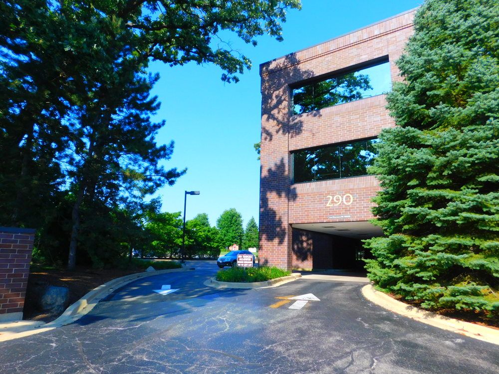 Wheaton Office Center: 290 S County Farm Rd, Wheaton, IL 60187